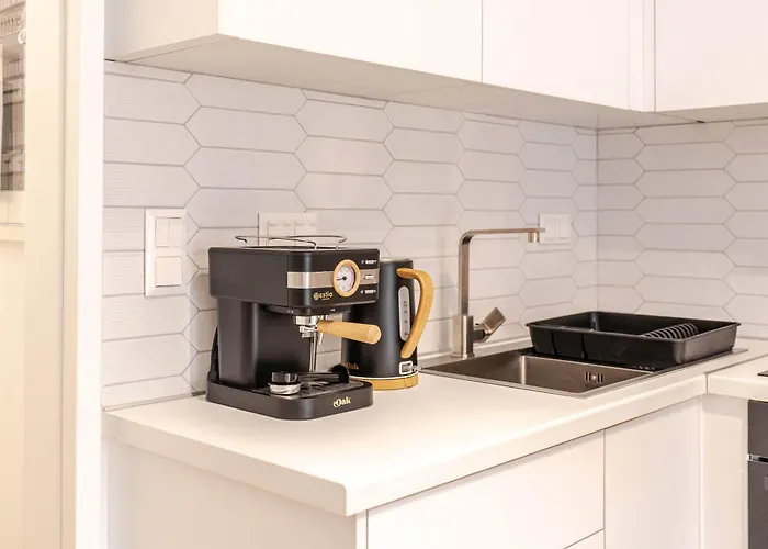 Phaedrus Living Nea Smyrni Park View Flat