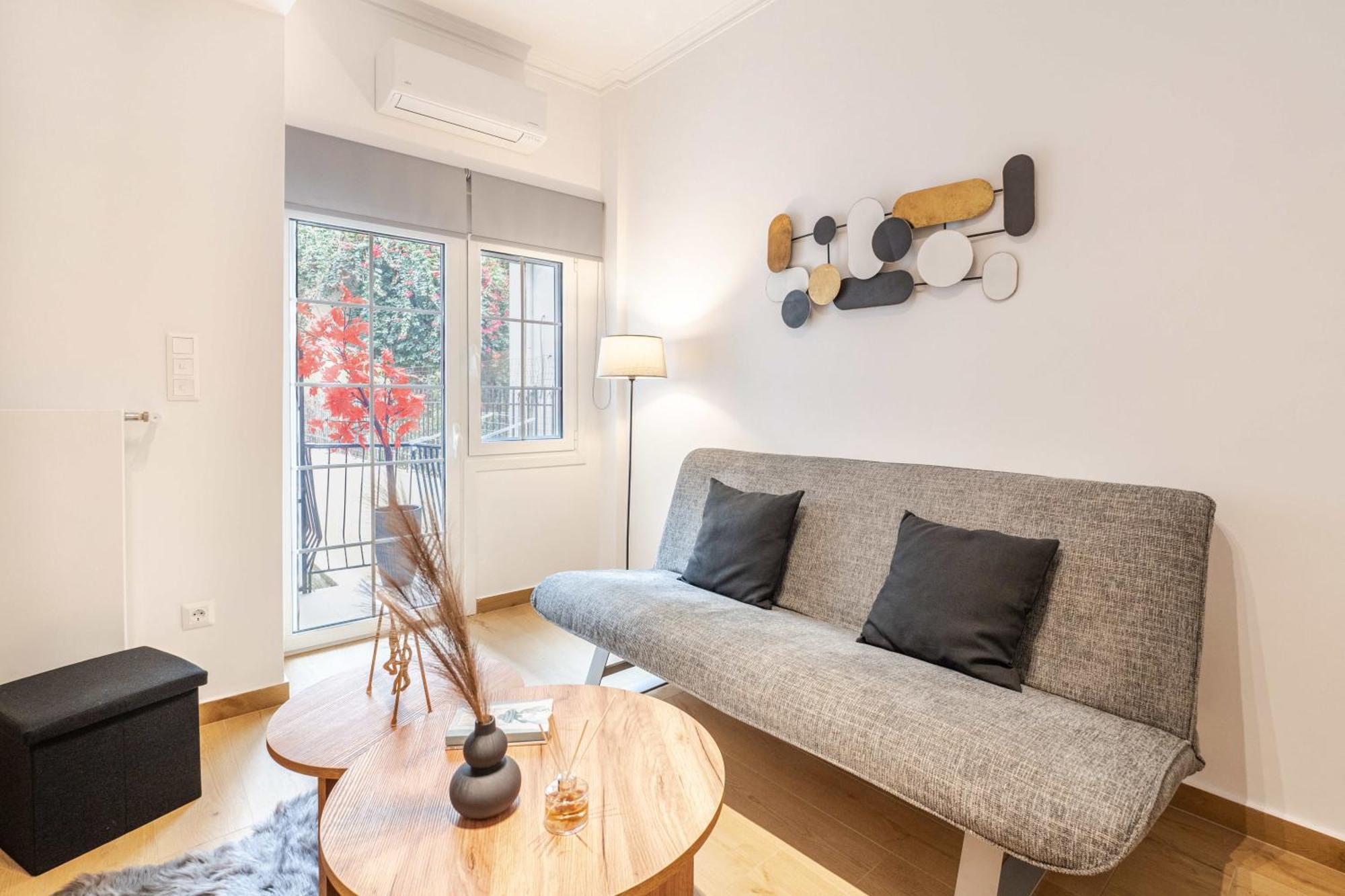 Апартаменты Phaedrus Living Nea Smyrni Park View Flat Афины